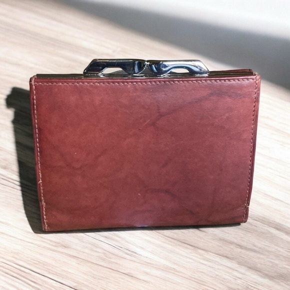 YL Genuine Brown Leather Tri-Fold Wallet GORPCORE 12 Card Slots Corpcore NEW - Picture 6 of 12